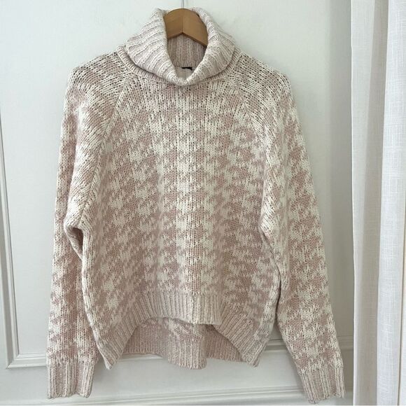 Line The Label Agnes Pink and White Alpaca Turtleneck Sweater Sz Medium  NWT - Picture 2 of 8